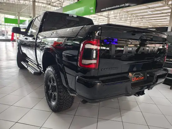 RAM-2500-6.7 I6 TURBO DIESEL NIGHT EDITION CD 4X4 AUTOMÁTICO RAM-2500-2020