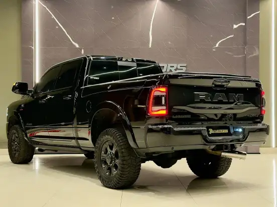 RAM-2500-6.7 I6 TURBO DIESEL NIGHT EDITION CD 4X4 AUTOMÁTICO RAM-2500-2021