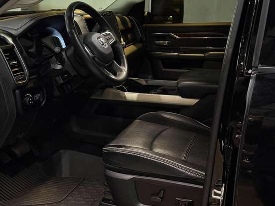 RAM-2500-6.7 I6 TURBO DIESEL LARAMIE CD 4X4 AUTOMÁTICO RAM-2500-2023