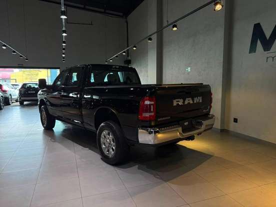 RAM-2500-6.7 I6 TURBO DIESEL LARAMIE CD 4X4 AUTOMÁTICO RAM-2500-2023