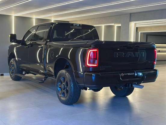 RAM-3500-6.7 I6 TURBO DIESEL LARAMIE NIGHT EDITION CD 4X4 AUTOMÁTICO RAM-3500-2025
