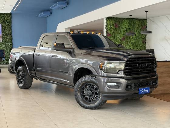 RAM 3500 6.7 I6 TURBO DIESEL LIMITED LONGHORN CD 4X4  AUTOMÁTICO