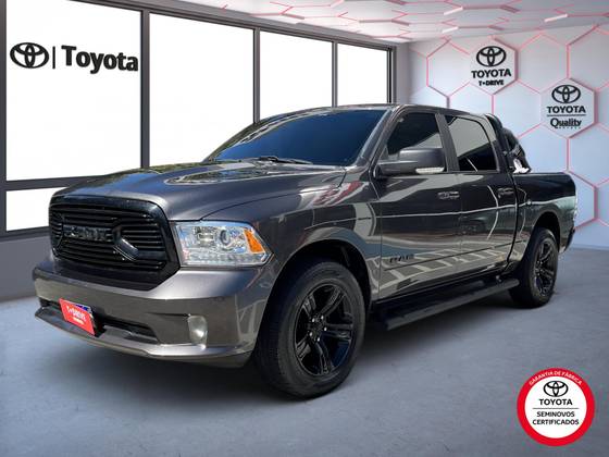 RAM CLASSIC 5.7 V8 GASOLINA LARAMIE CD 4X4 AUTOMÁTICO