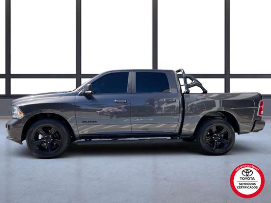 RAM-CLASSIC-5.7 V8 GASOLINA LARAMIE CD 4X4 AUTOMÁTICO RAM-CLASSIC-2023