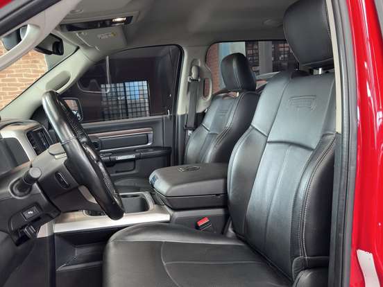 RAM-CLASSIC-5.7 V8 GASOLINA LARAMIE CD 4X4 AUTOMÁTICO RAM-CLASSIC-2022
