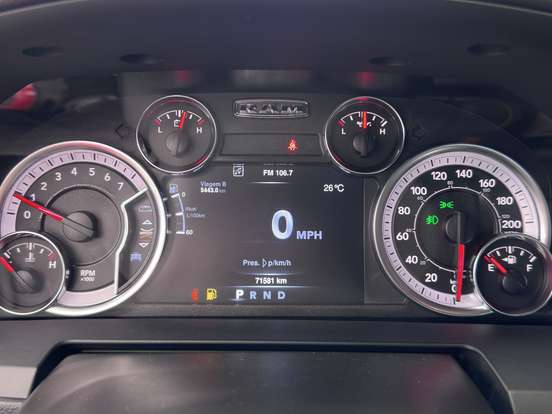 RAM-CLASSIC-5.7 V8 GASOLINA LARAMIE CD 4X4 AUTOMÁTICO RAM-CLASSIC-2022