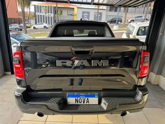 RAM-RAMPAGE-2.0 HURRICANE 4 TURBO GASOLINA R/T 4X4 AUTOMÁTICO RAM-RAMPAGE-2025
