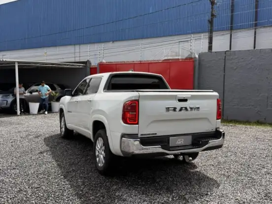 RAM-RAMPAGE-2.2 TURBO DIESEL BIG HORN 4X4 AUTOMÁTICO RAM-RAMPAGE-2025