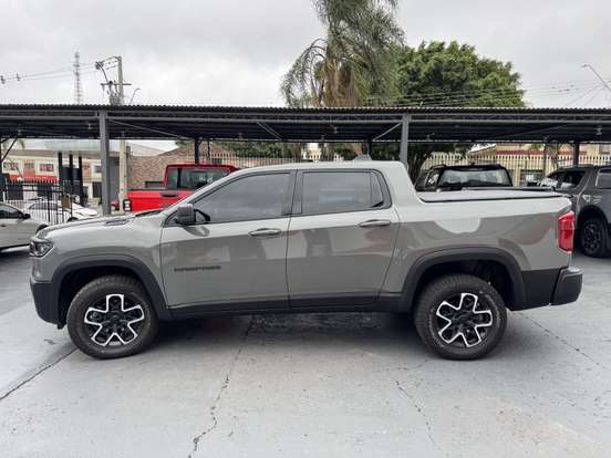 RAM-RAMPAGE-2.0 HURRICANE 4 TURBO GASOLINA REBEL 4X4 AUTOMÁTICO RAM-RAMPAGE-2023