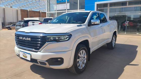 RAM RAMPAGE 2.2 TURBO DIESEL BIG HORN 4X4 AUTOMÁTICO