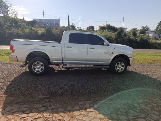 RAM 2500 6.7 LARAMIE 4X4 CD I6 TURBO DIESEL 4P AUTOMÁTICO