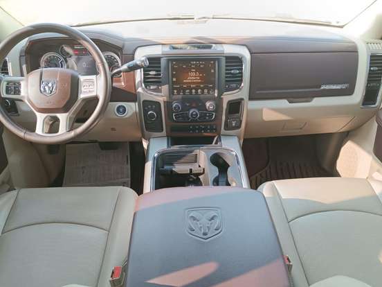 RAM-2500-6.7 LARAMIE 4X4 CD I6 TURBO DIESEL 4P AUTOMÁTICO RAM-2500-2016