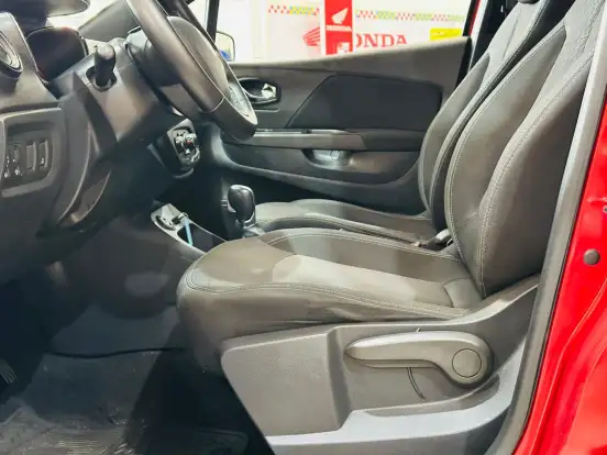 RENAULT-CAPTUR-2019
