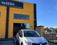 RENAULT CAPTUR 1.6 16V SCE FLEX ZEN MANUAL RENAULT CAPTUR 1.6 16V SCE FLEX ZEN MANUAL