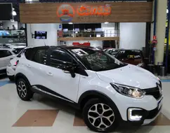 RENAULT CAPTUR 1.6 16V SCE FLEX BOSE X-TRONIC RENAULT CAPTUR 1.6 16V SCE FLEX BOSE X-TRONIC