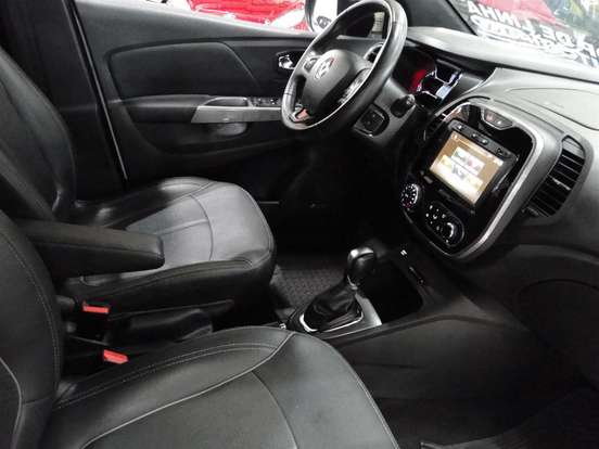 RENAULT-CAPTUR-1.6 16V SCE FLEX BOSE X-TRONIC RENAULT-CAPTUR-2020