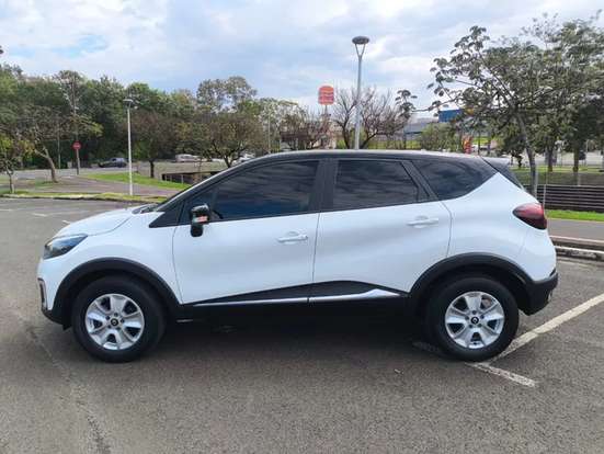 RENAULT-CAPTUR-2019