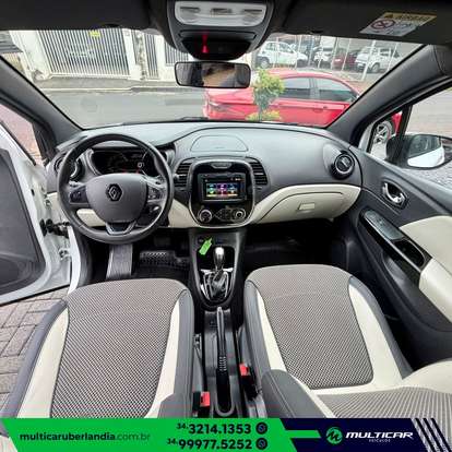 RENAULT-CAPTUR-2021