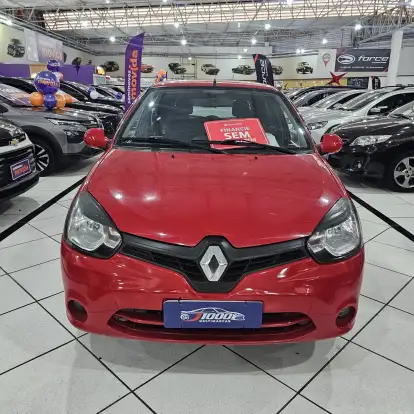 RENAULT-CLIO-2015