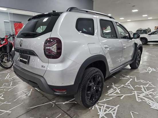 RENAULT-DUSTER-2025