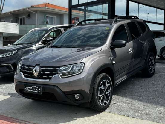 RENAULT-DUSTER-2023