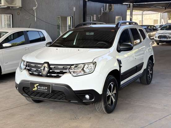 RENAULT-DUSTER-2022