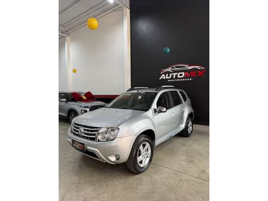 RENAULT-DUSTER-2014