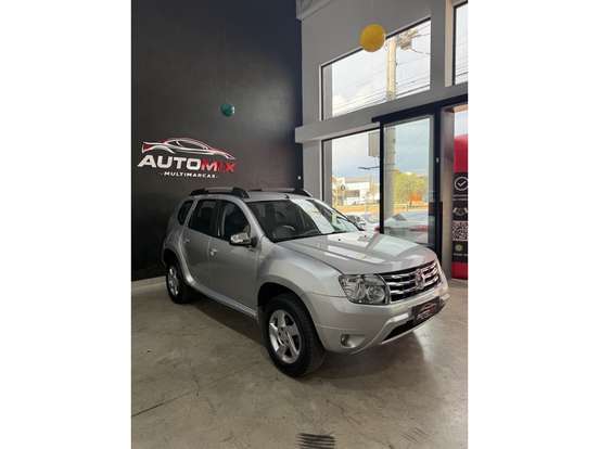 RENAULT-DUSTER-2014