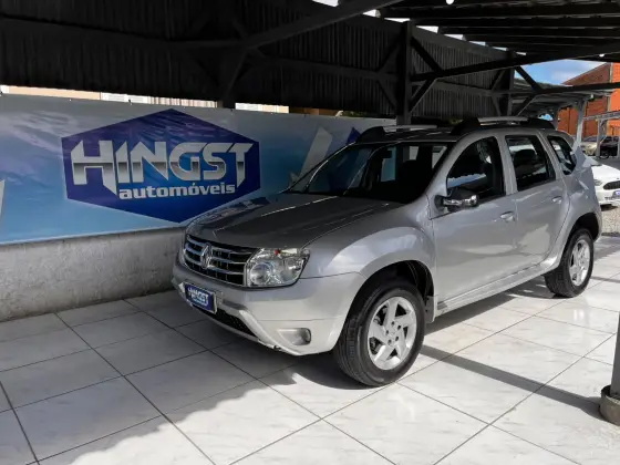 RENAULT DUSTER 2.0 DYNAMIQUE 4X2 16V FLEX 4P AUTOMÁTICO