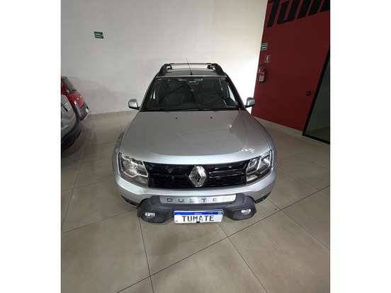 RENAULT-DUSTER OROCH-2017