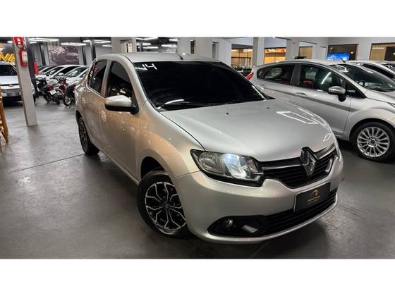 RENAULT LOGAN 1.6 EXPRESSION 8V FLEX 4P MANUAL