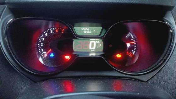 RENAULT CAPTUR 1.6 16V SCE FLEX LIFE X-TRONIC