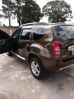 RENAULT-DUSTER-2013