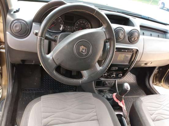RENAULT-DUSTER-2013