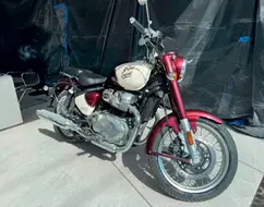 ROYAL ENFIELD CLASSIC 650 VALLAM RED ROYAL ENFIELD CLASSIC 650 VALLAM RED