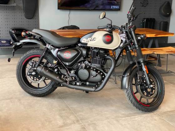 ROYAL ENFIELD HUNTER 350 