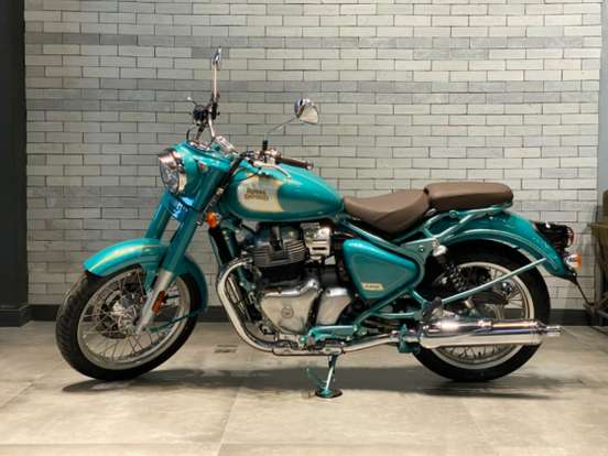 ROYAL ENFIELD-METEOR 650 ASTRAL-2025