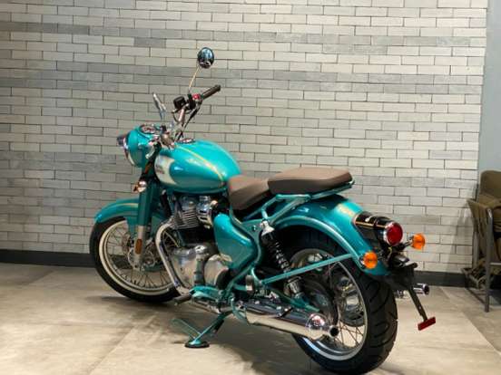 ROYAL ENFIELD-METEOR 650 ASTRAL-2025