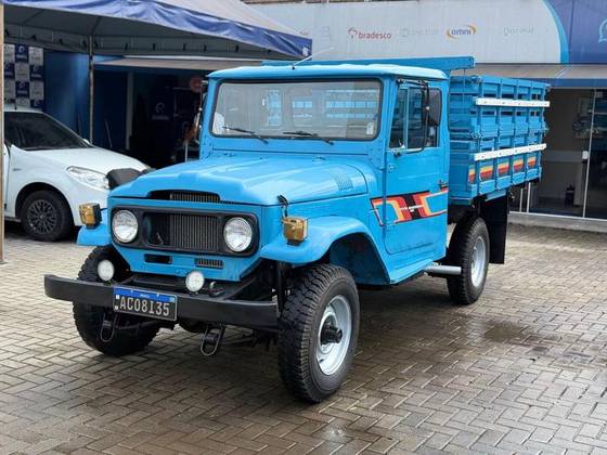 TOYOTA BANDEIRANTE 4.0 OJ55LP-BL3 4X4 CS DIESEL 2P MANUAL