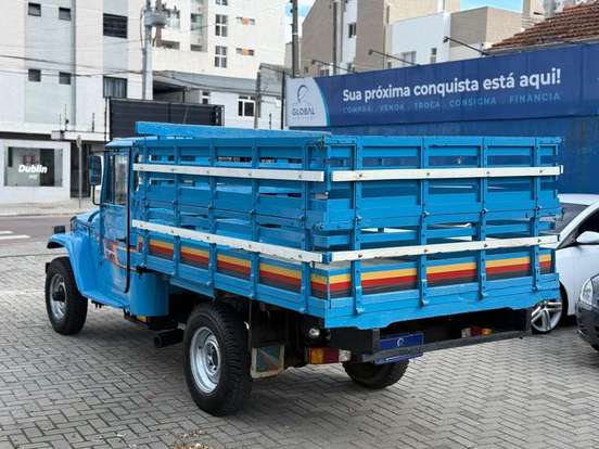 TOYOTA-BANDEIRANTE-4.0 OJ55LP-BL3 4X4 CS DIESEL 2P MANUAL TOYOTA-BANDEIRANTE-1980