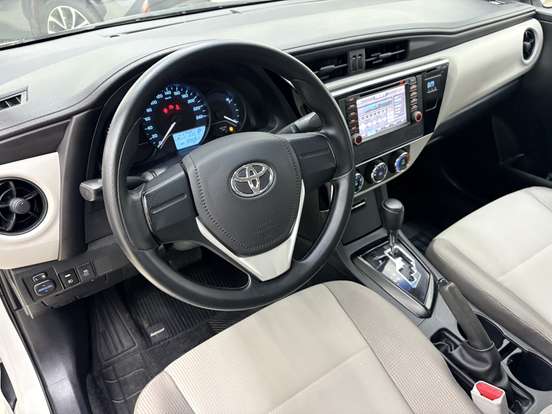 TOYOTA-COROLLA-1.8 GLI 16V FLEX 4P AUTOMÁTICO TOYOTA-COROLLA-2017