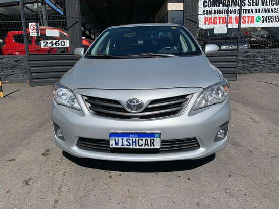 TOYOTA-COROLLA-2011