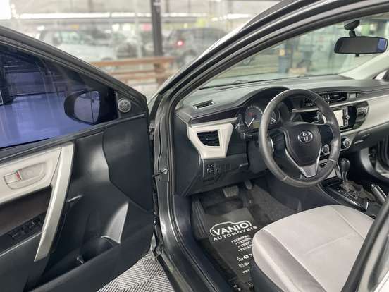 TOYOTA-COROLLA-2016