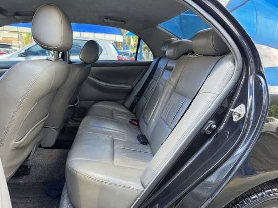 TOYOTA-COROLLA-1.8 SE-G 16V GASOLINA 4P AUTOMÁTICO TOYOTA-COROLLA-2003