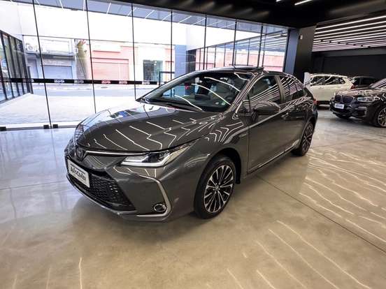 TOYOTA-COROLLA-2024