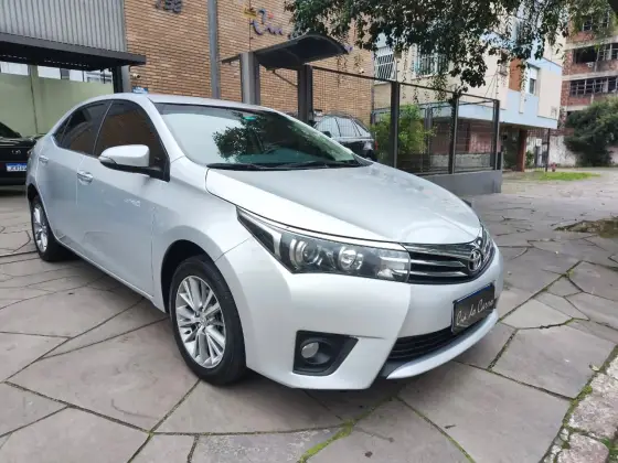 TOYOTA COROLLA 2.0 ALTIS 16V FLEX 4P AUTOMÁTICO