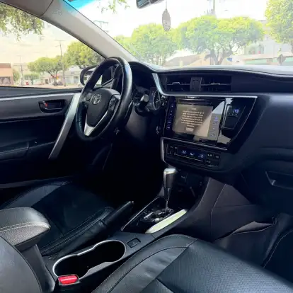 TOYOTA-COROLLA-2018