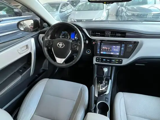 TOYOTA-COROLLA-2017