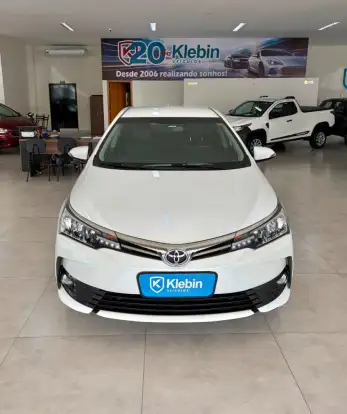 TOYOTA-COROLLA-2018