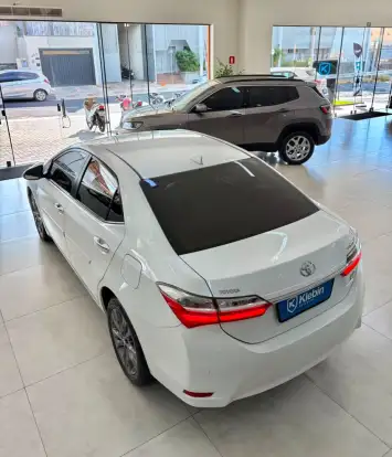 TOYOTA-COROLLA-2018